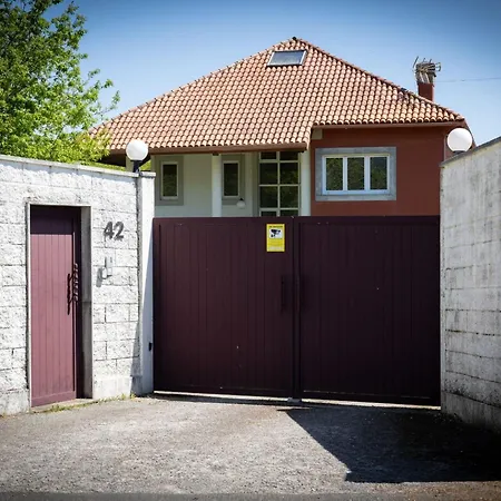 Casa D Aitana بيت للعطل *
